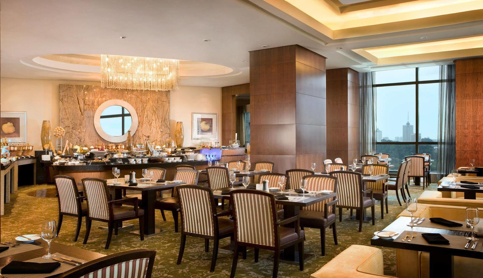 The Residences Of The Ritz-Carlton Jakarta Pacific Place Extérieur photo